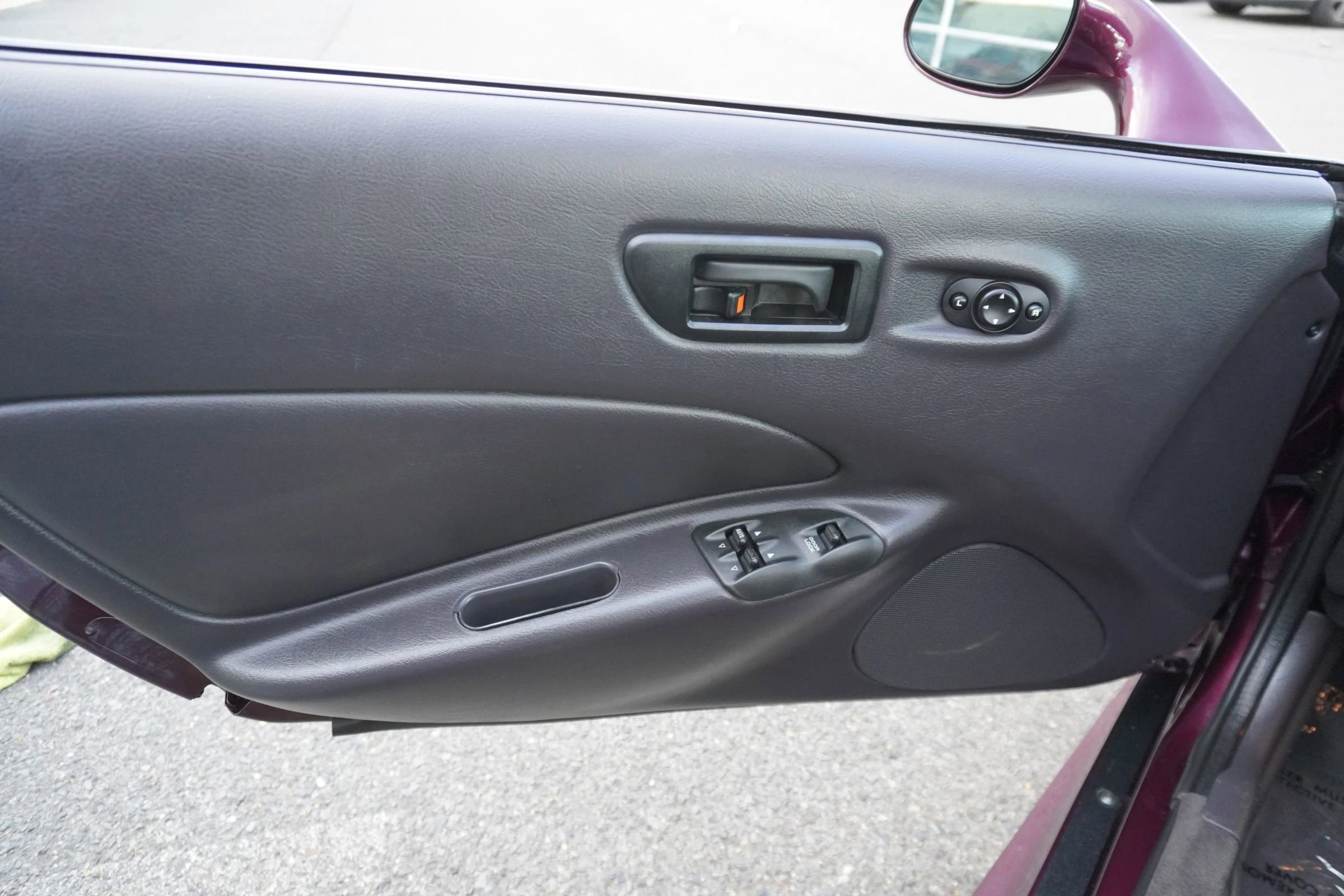 Used 1999 Plymouth Prowler Roadster 2D image 25