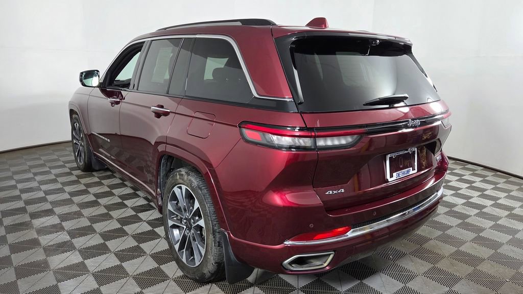 Used 2022 Jeep Grand Cherokee Overland w/ Luxury Tech Group IV image 7