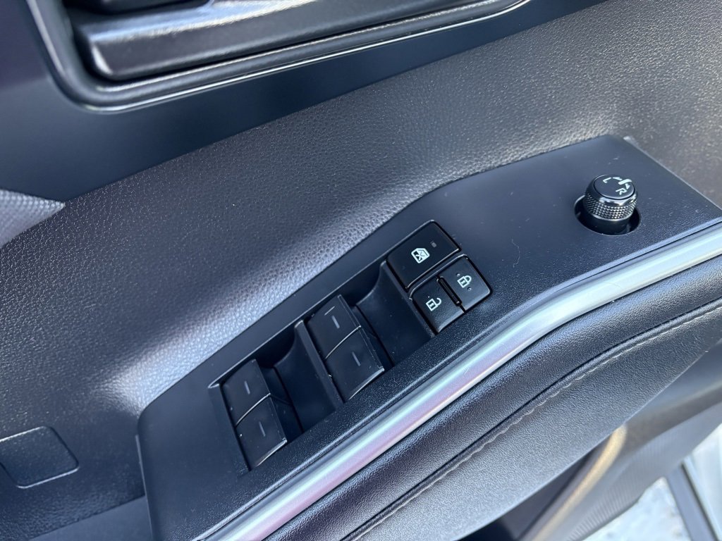 Certified 2024 Toyota Highlander LE image 10