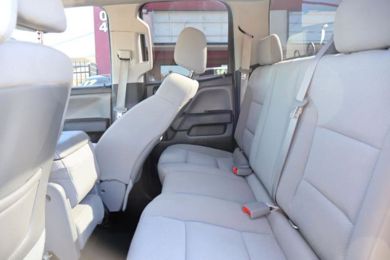 Used 2015 Chevrolet Silverado 2500 W/T w/ WT Convenience Package AWD/4WD image 27