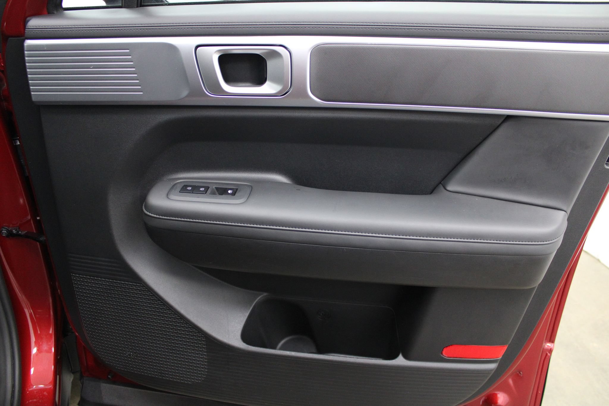 Used 2025 Hyundai Santa Fe SEL AWD/4WD image 27