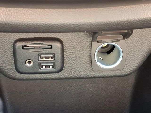 Used 2022 Chevrolet Traverse Premier w/ Redline Edition image 19