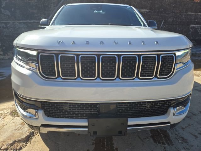 Used 2024 Jeep Wagoneer Series III image 2