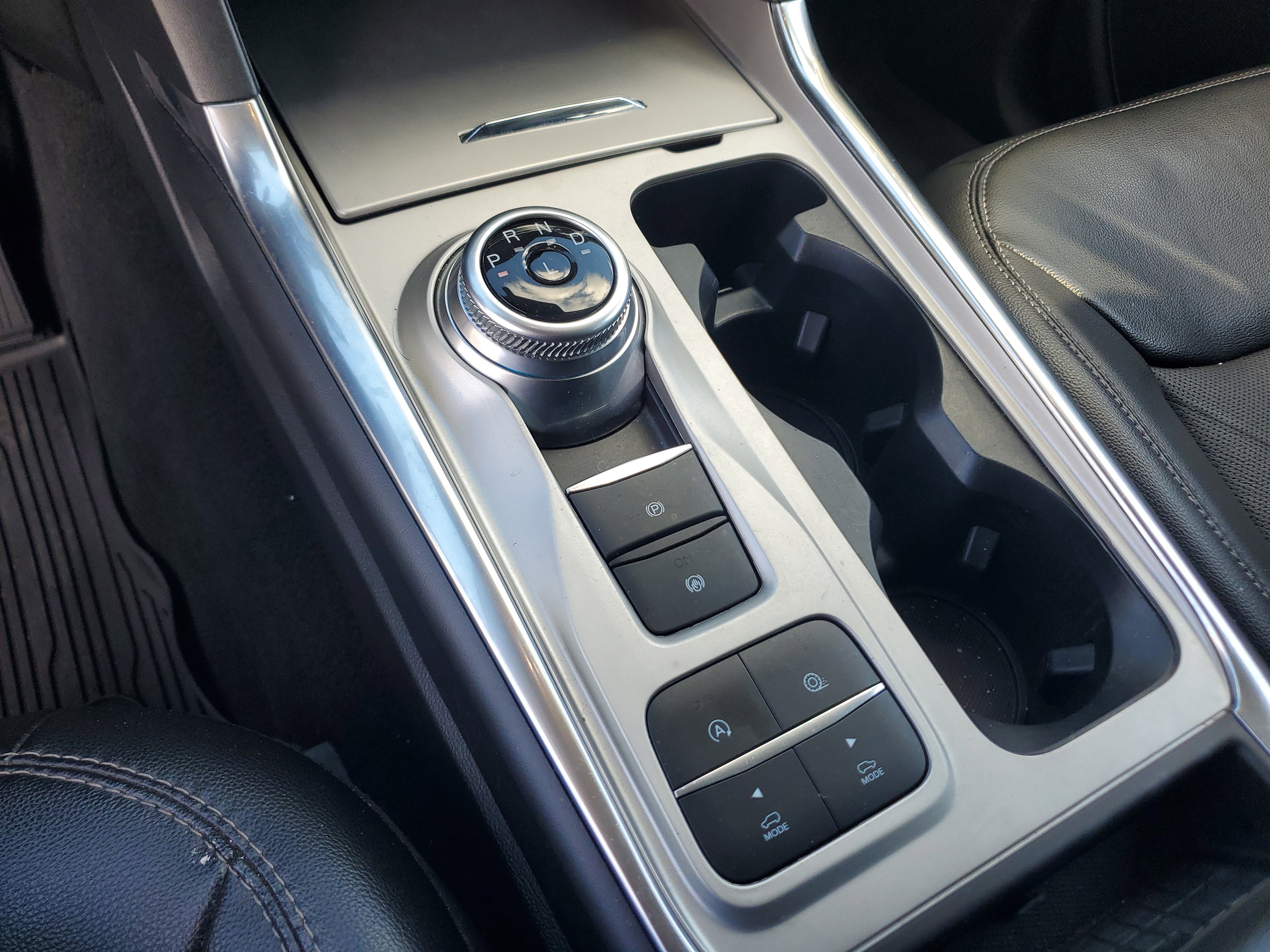 Used 2023 Ford Explorer Limited image 25