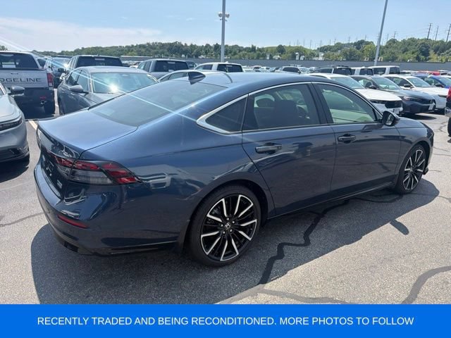 Used 2025 Honda Accord Touring image 3