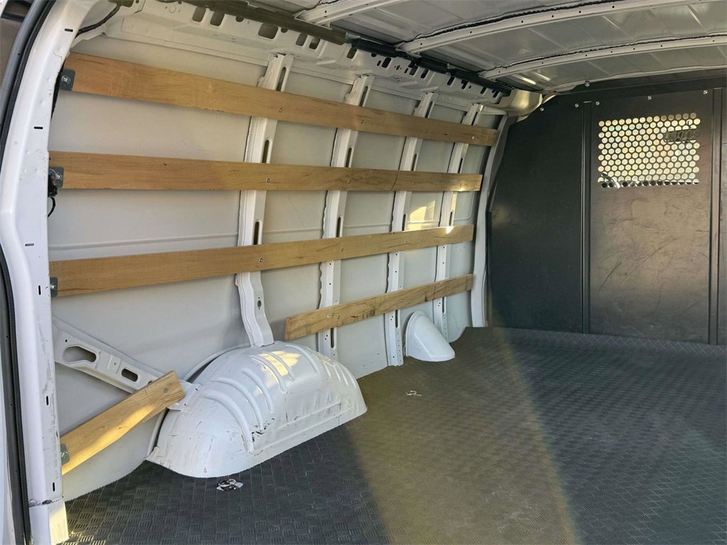 Used 2024 GMC Savana 2500 Work Van w/ Driver Convenience Package image 17