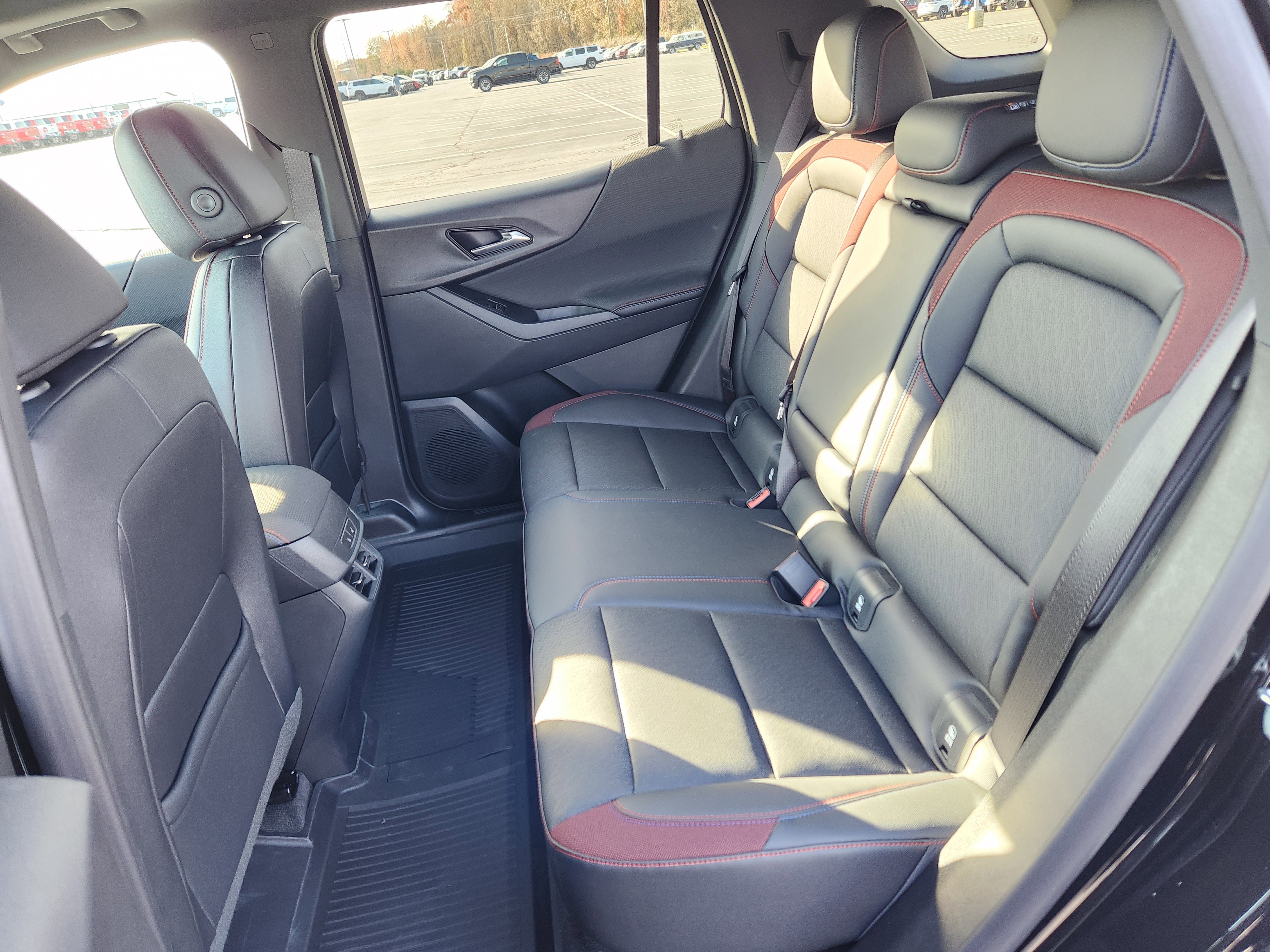 New 2026 Chevrolet Equinox RS image 7