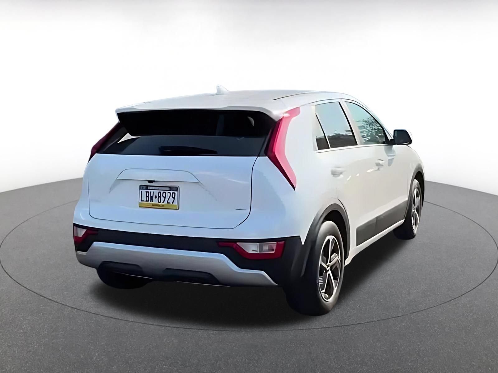 Used 2026 Kia Niro LX FWD image 14