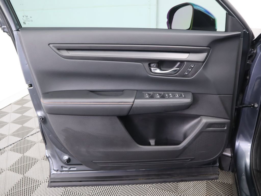 Used 2025 Honda CR-V Sport-L image 24