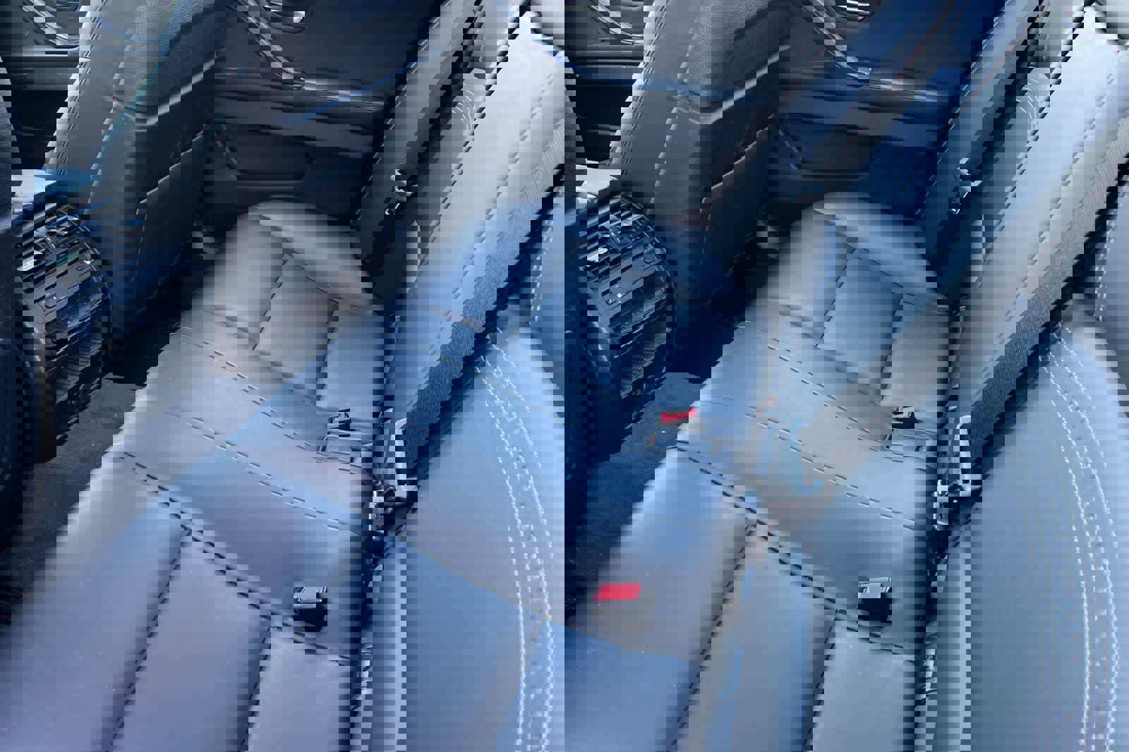 Used 2016 BMW 528i xDrive Sedan image 5