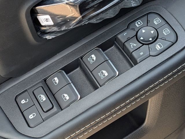 New 2026 RAM 3500 Limited image 24