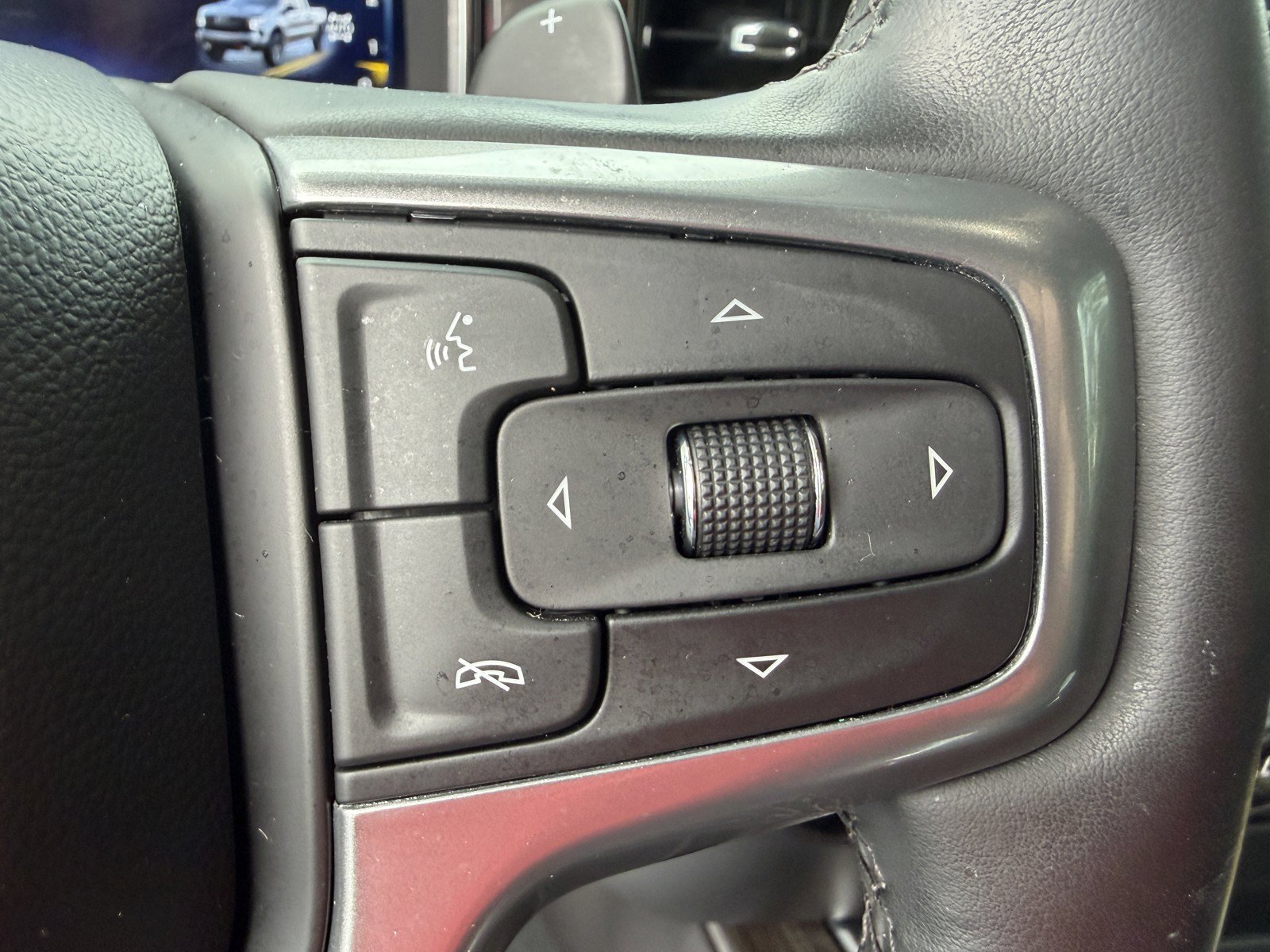 Used 2023 Chevrolet Silverado 1500 LT Trail Boss w/ LT Trail Boss Premium Package AWD/4WD image 16