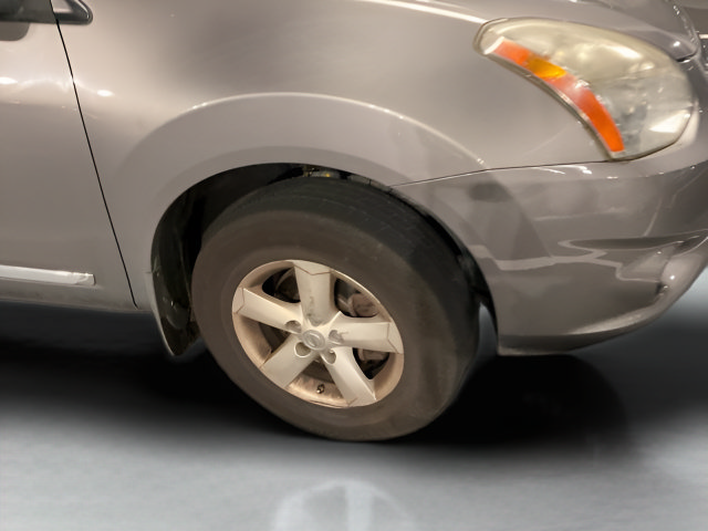Used 2013 Nissan Rogue S w/ Special Edition Pkg FWD image 2