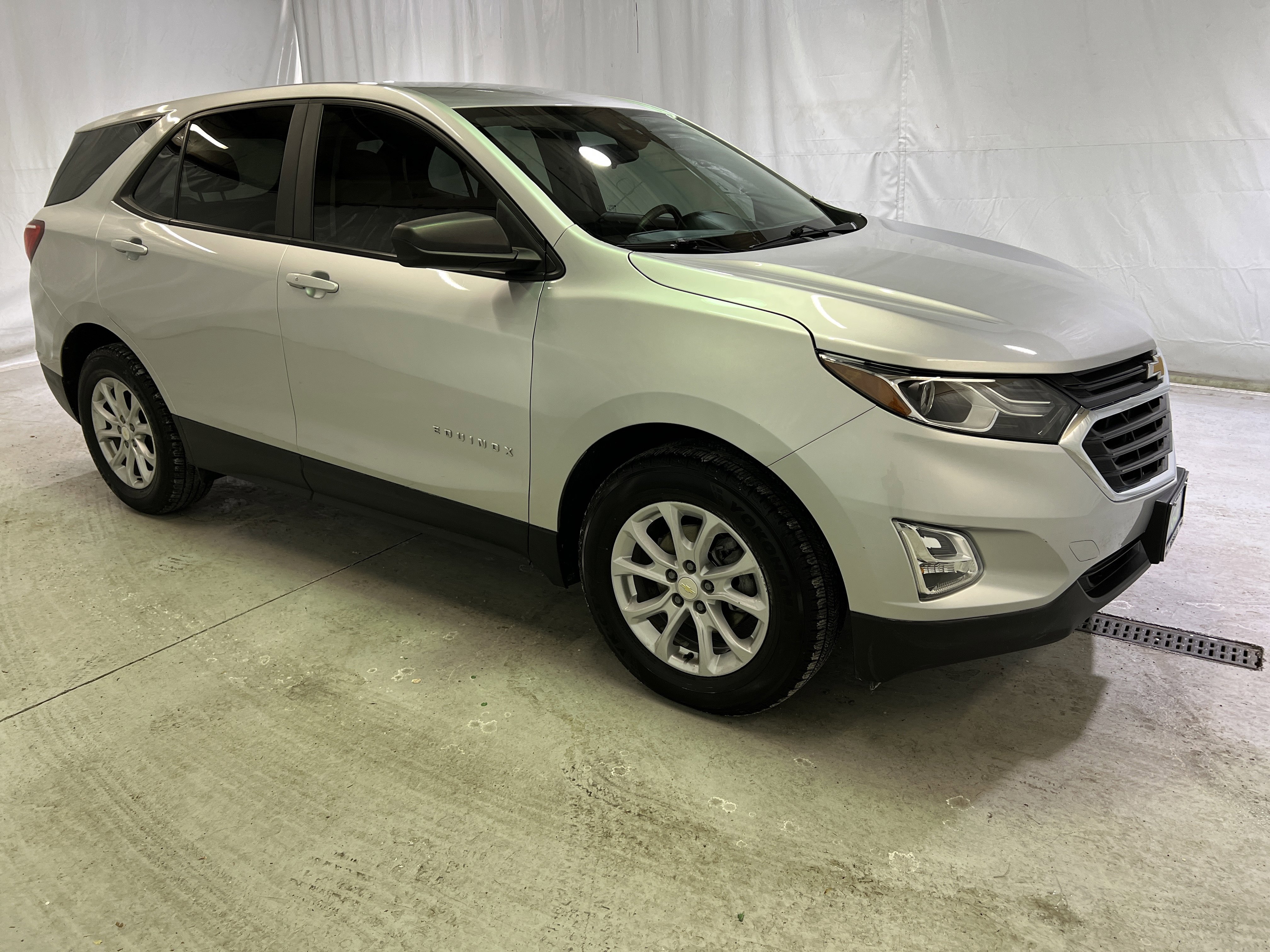 Certified 2020 Chevrolet Equinox LS w/ LS Convenience Package image 2