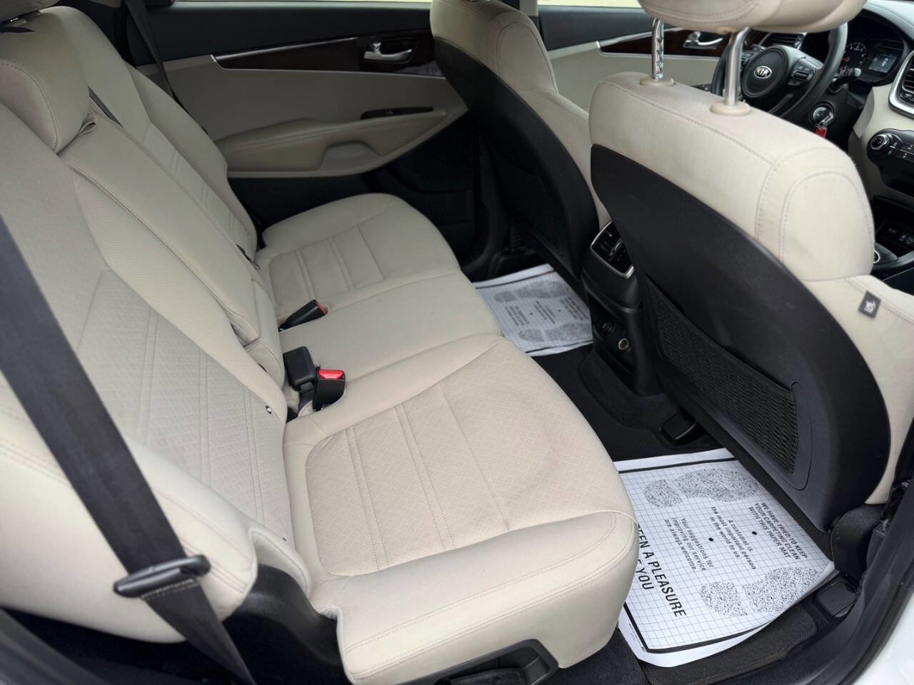 Used 2016 Kia Sorento FWD image 19