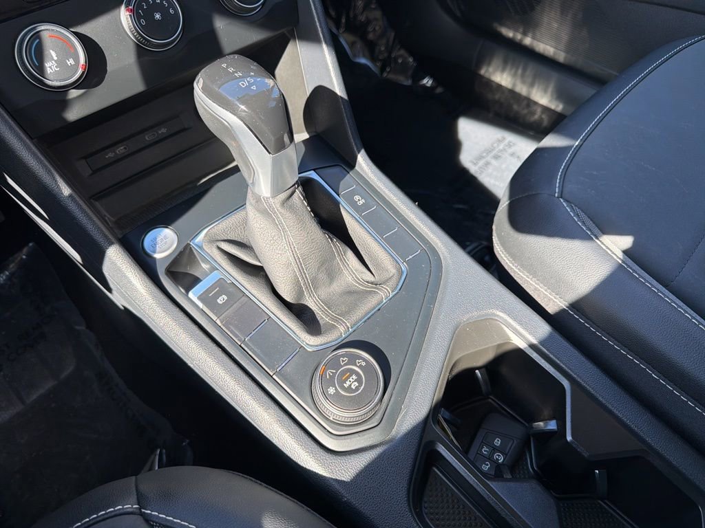 Used 2022 Volkswagen Taos SE image 26