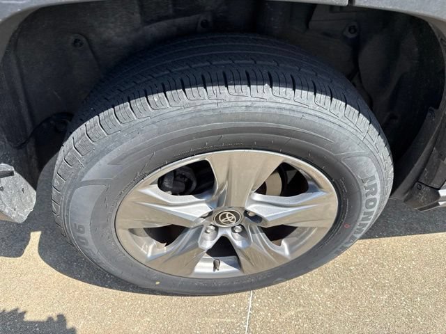 Certified 2024 Toyota RAV4 XLE AWD/4WD image 9