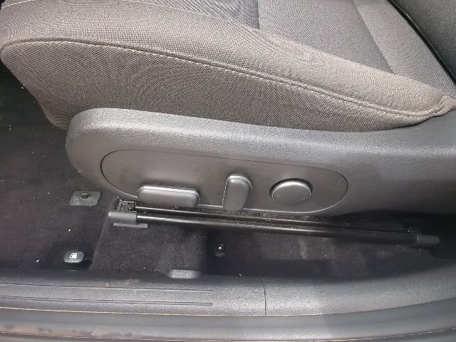 Used 2025 Hyundai Kona SEL FWD image 11