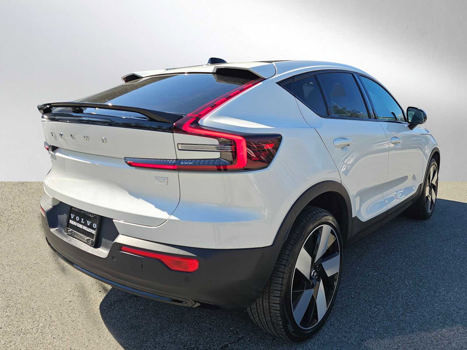 Certified 2023 Volvo C40 P8 Recharge Ultimate w/ Protection Package Premier image 3