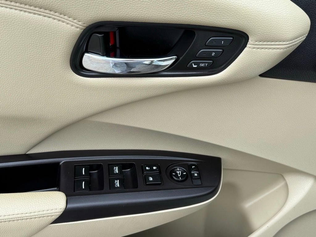 Used 2017 Acura RDX w/ Technology Package image 12