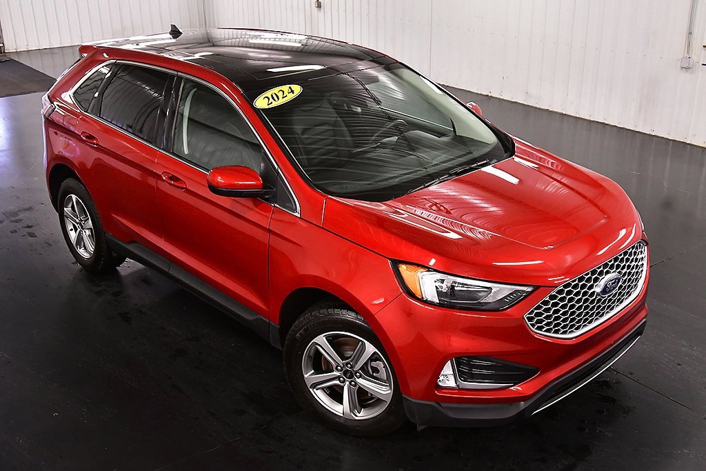Used 2024 Ford Edge SEL w/ Convenience Package image 13