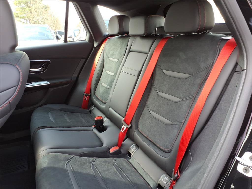 New 2026 Mercedes-Benz GLC 43 AMG 4MATIC image 9