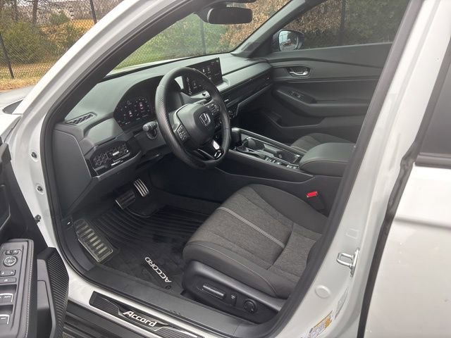 Used 2025 Honda Accord Sport image 14