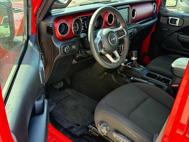 Certified 2023 Jeep Gladiator Rubicon w/ Cold Weather Group AWD/4WD image 9
