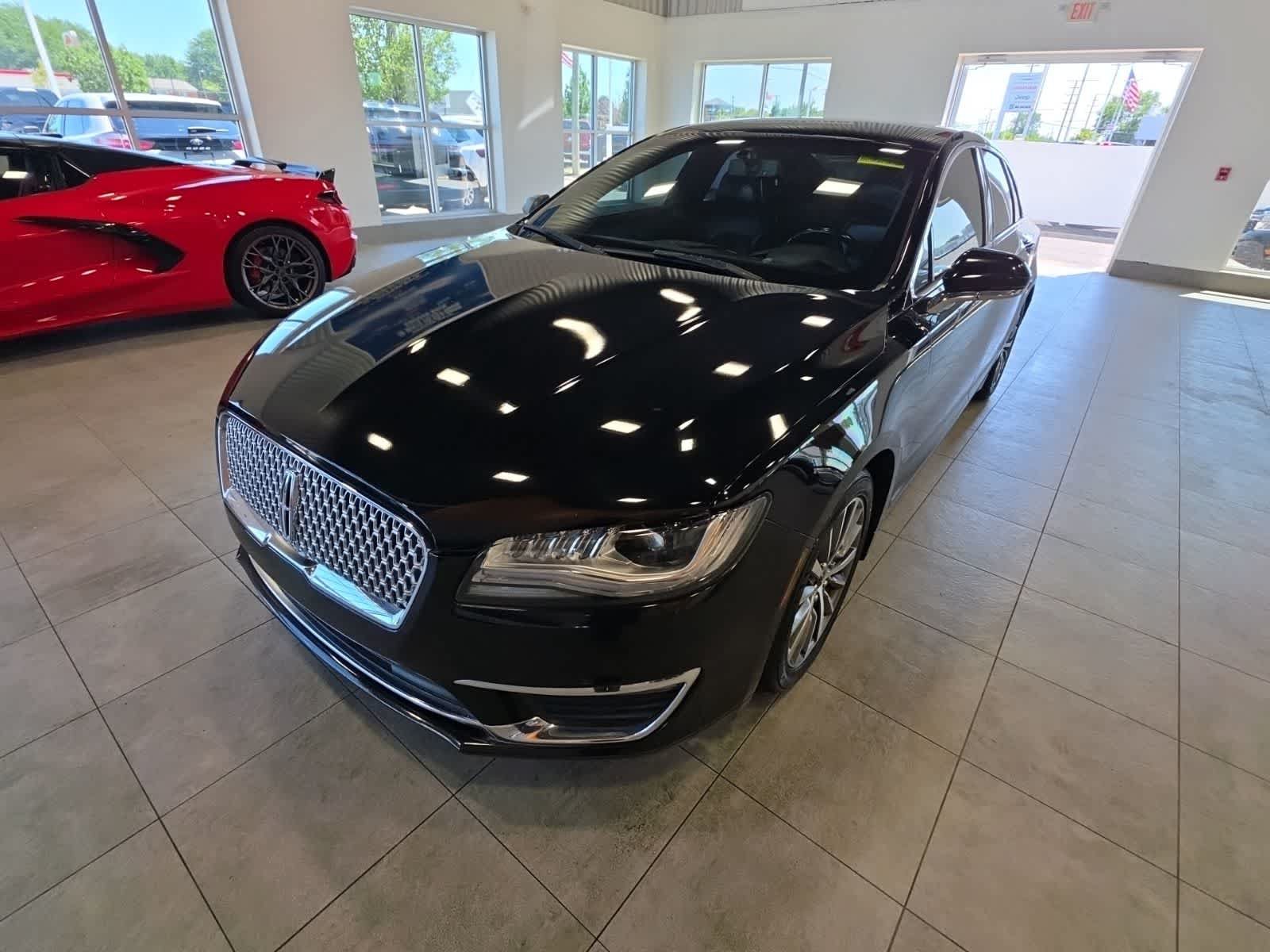 Used 2018 Lincoln MKZ Premiere FWD video 2