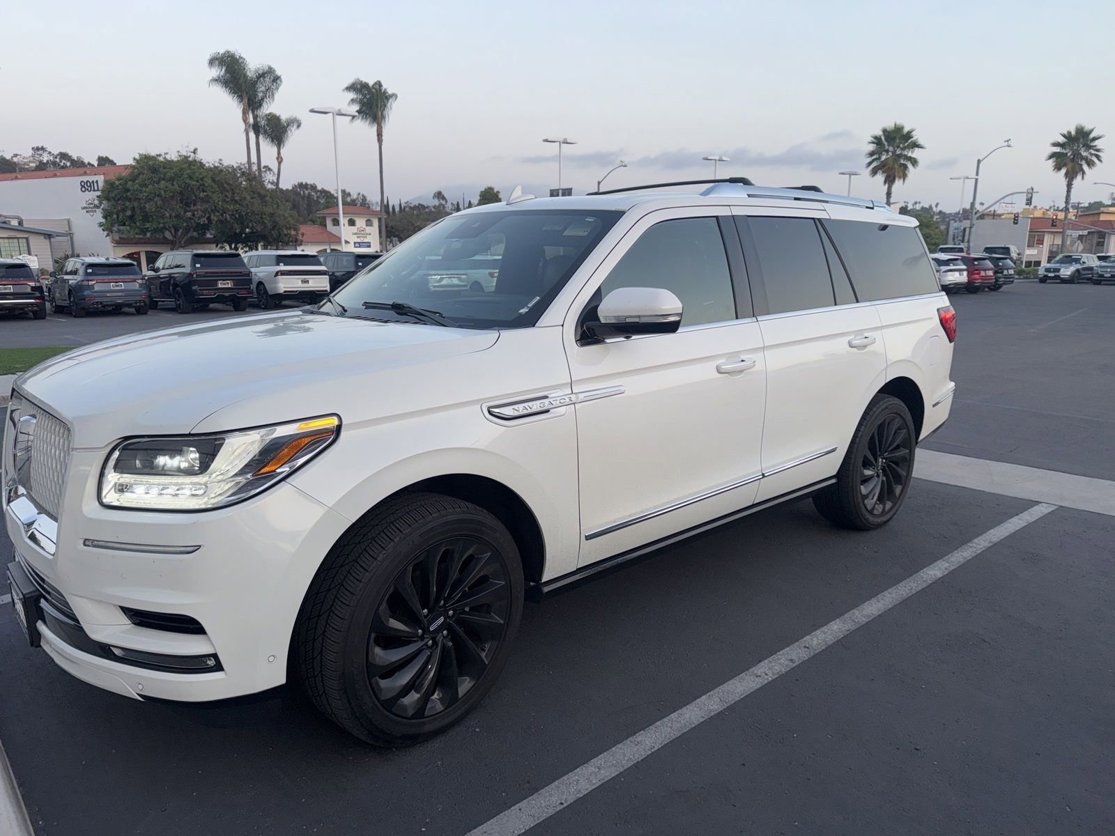 Used 2020 Lincoln Navigator Reserve w/ Equipment Group 208A Reserve AWD/4WD image 17