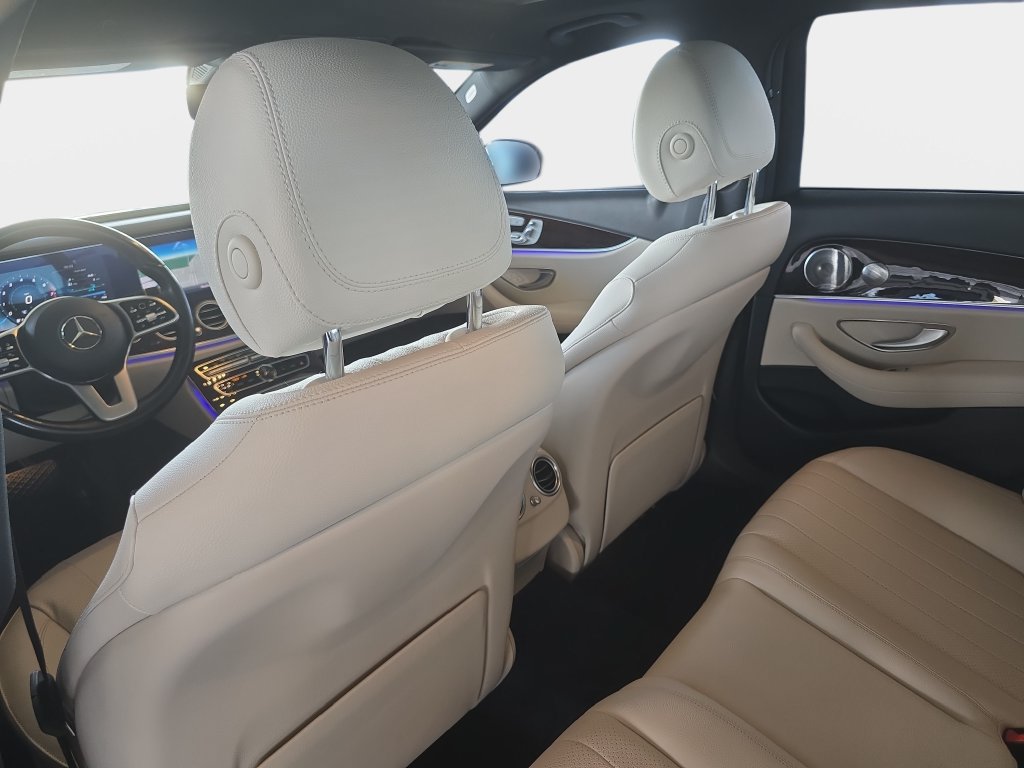 Used 2020 Mercedes-Benz E 350 Sedan image 10