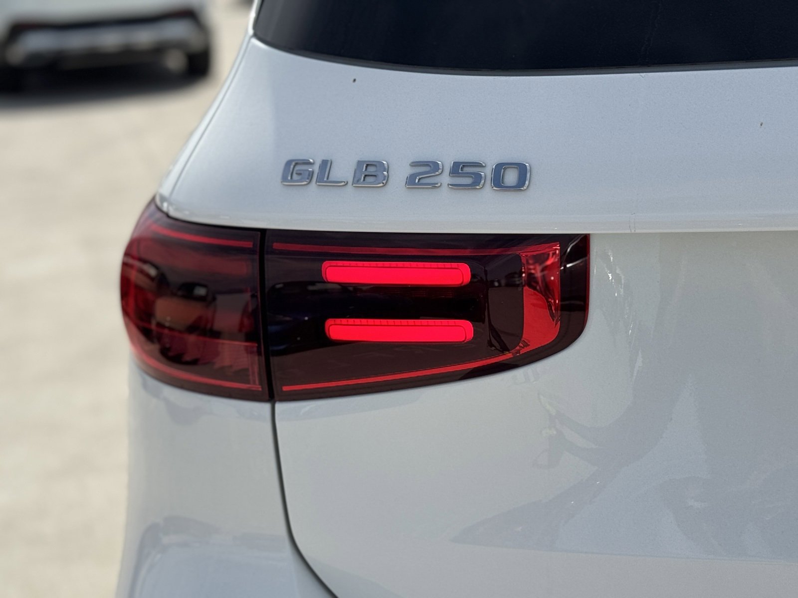 New 2026 Mercedes-Benz GLB 250 image 13