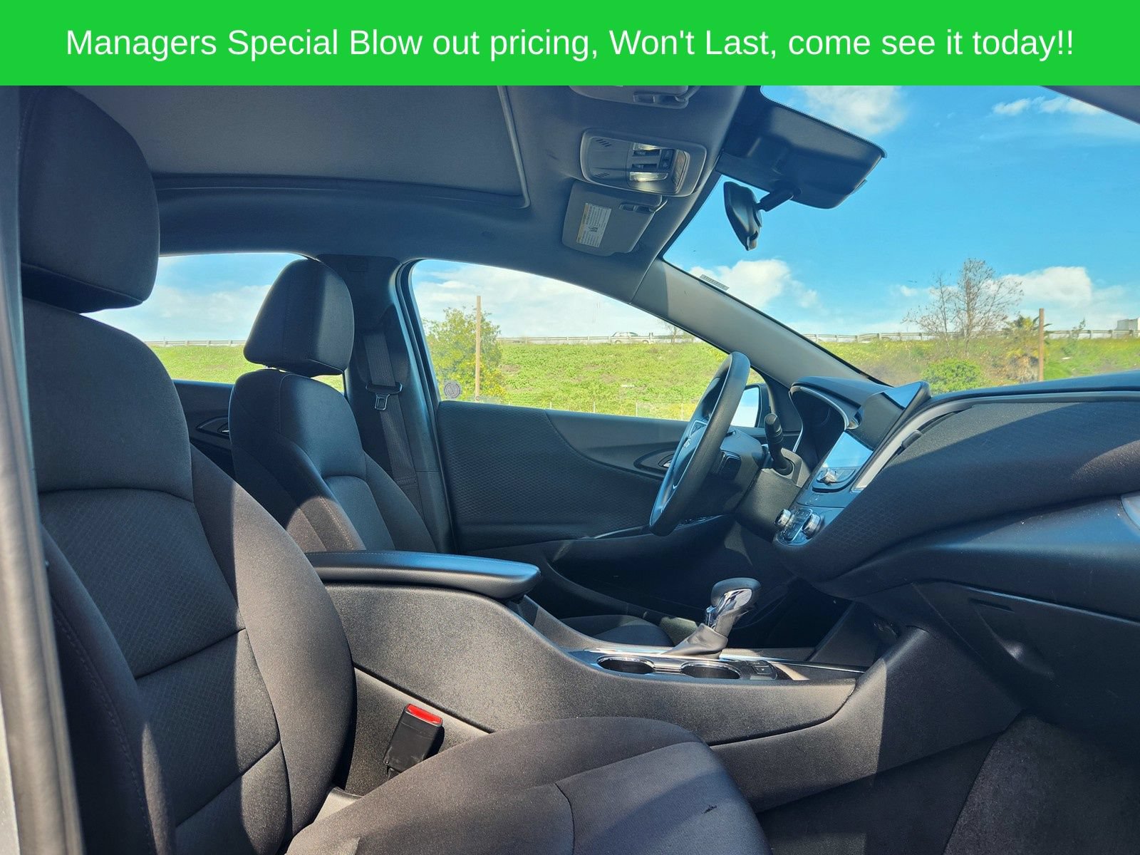 Used 2024 Chevrolet Malibu LT FWD image 23