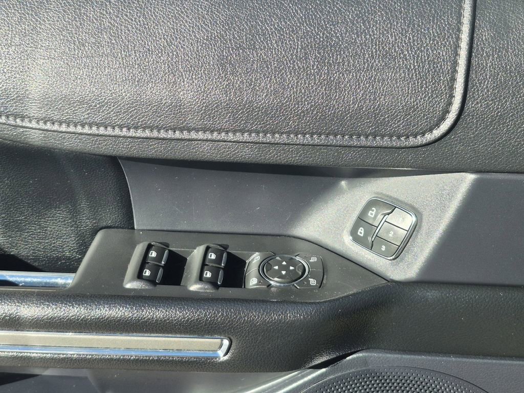 Used 2021 Ford Expedition XLT image 8