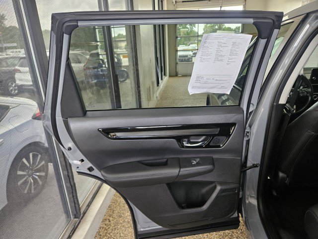 Used 2025 Honda CR-V EX-L image 16