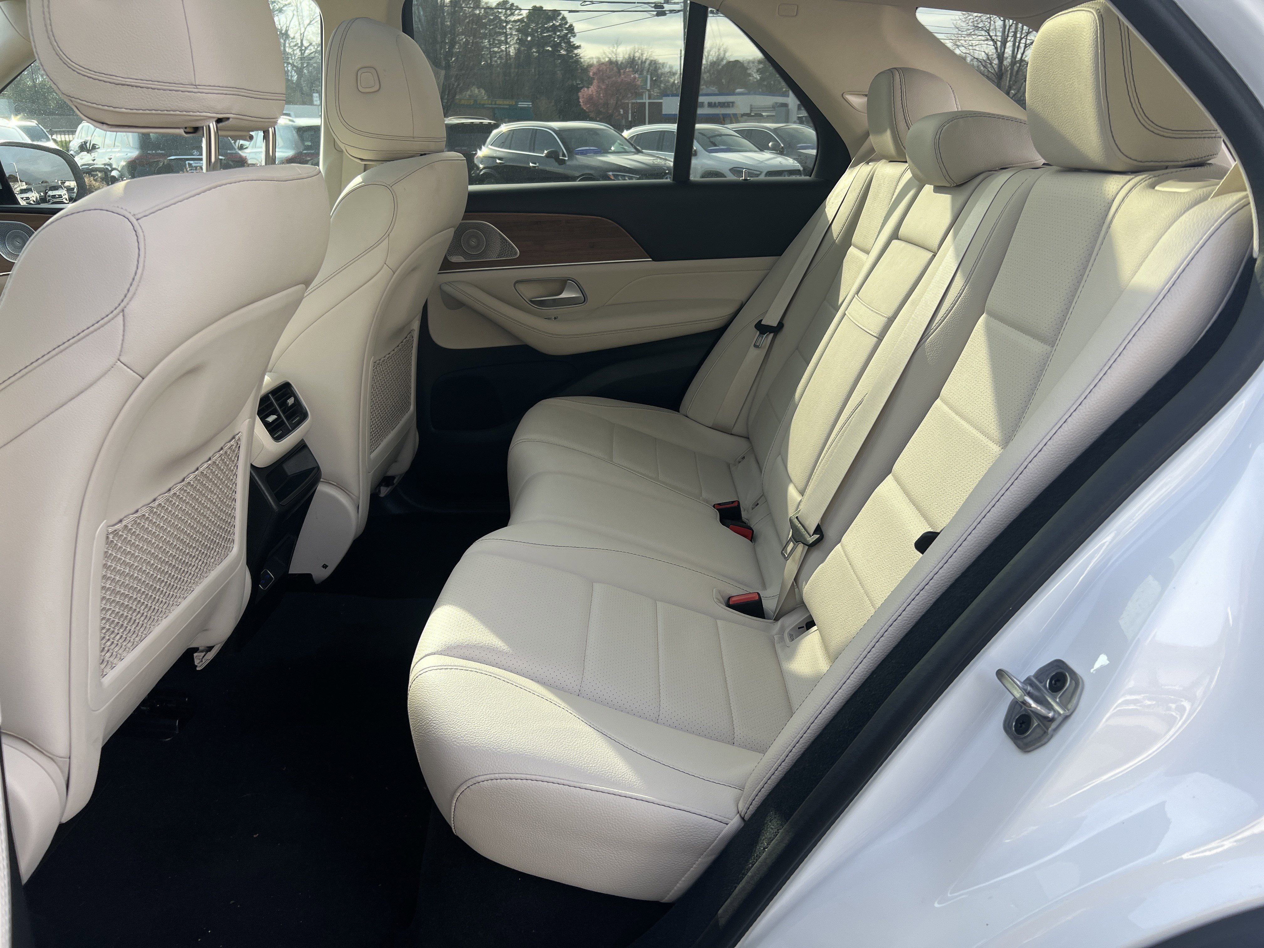 Certified 2024 Mercedes-Benz GLE 450 4MATIC image 33