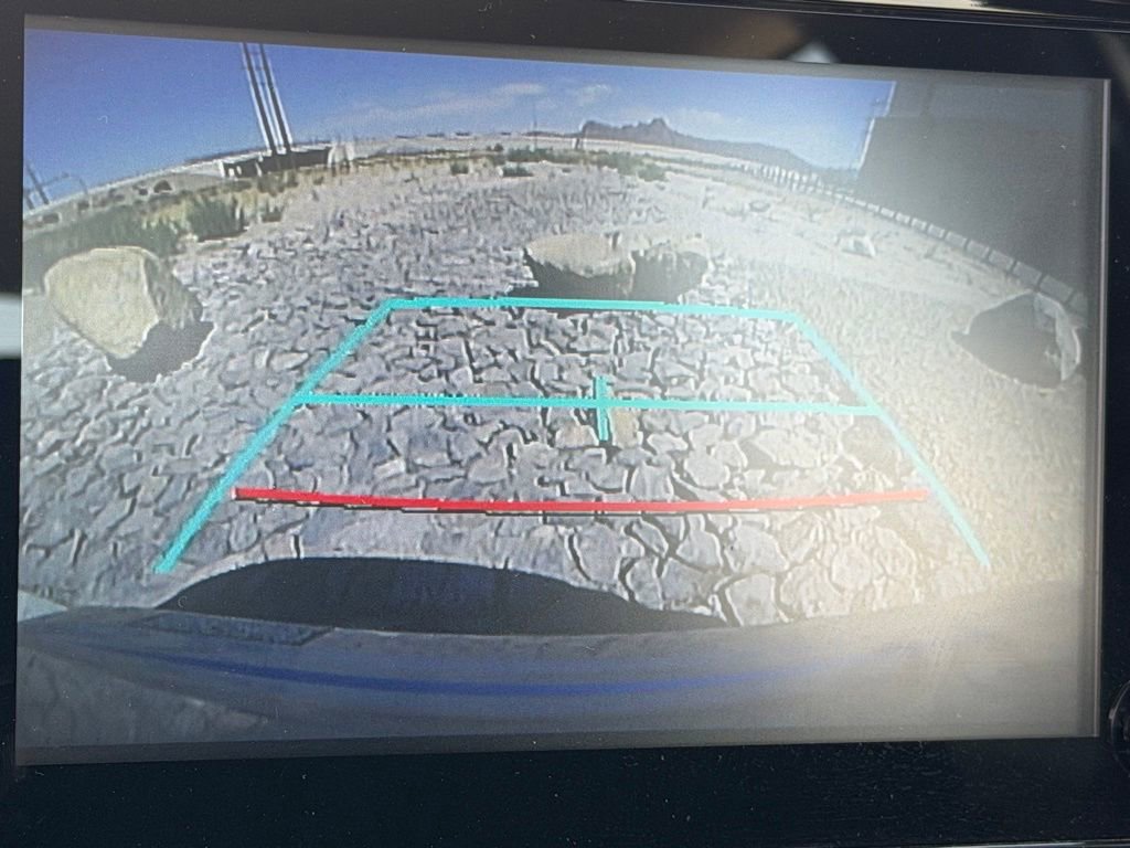 Used 2020 Toyota Corolla LE w/ Carpet Mat Package (TMS) FWD image 21