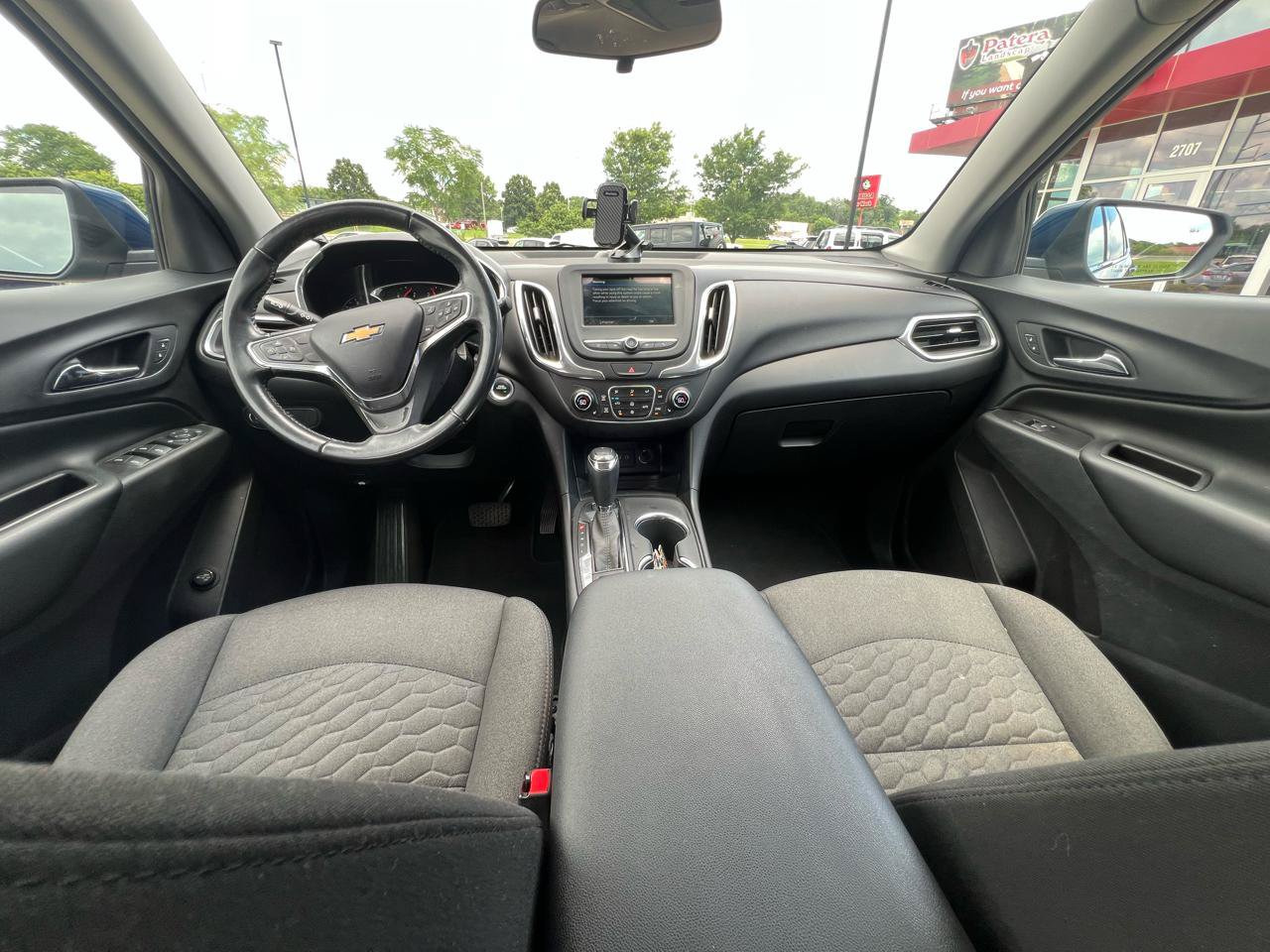 Used 2019 Chevrolet Equinox LT AWD/4WD image 11