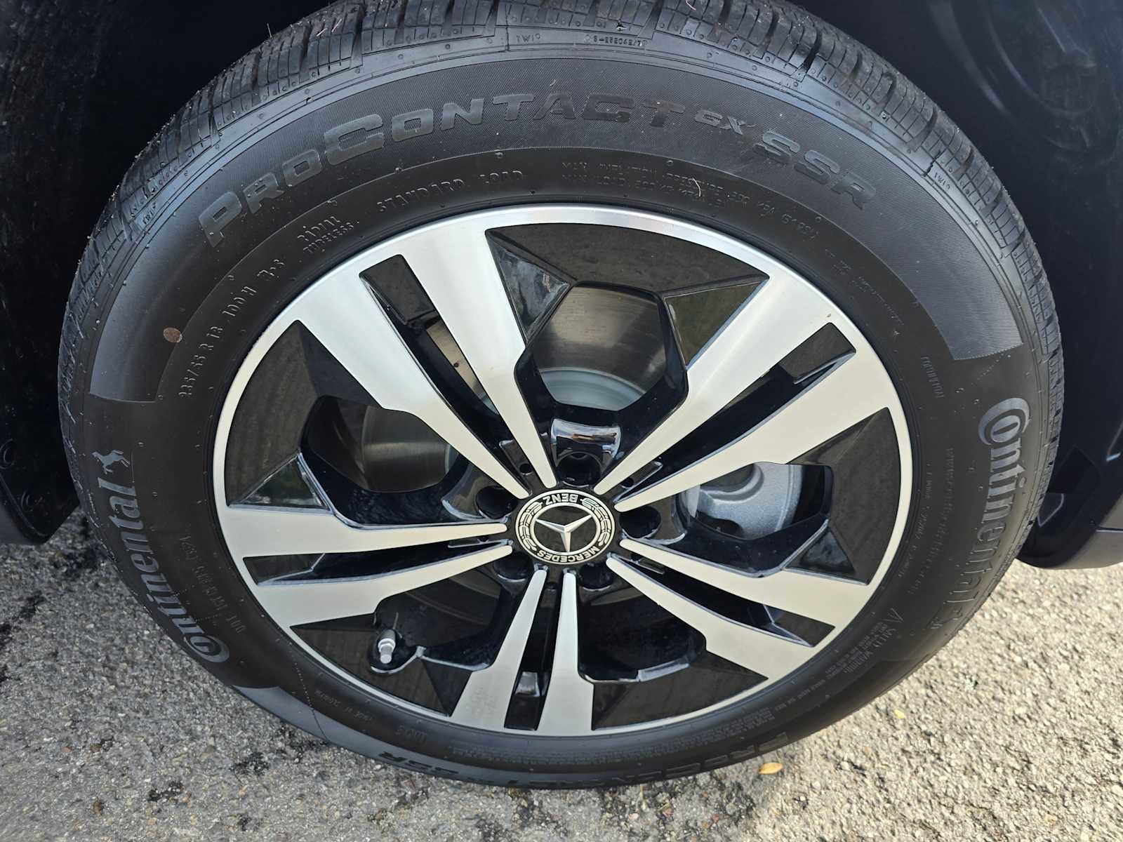 Used 2025 Mercedes-Benz GLB 250 image 10