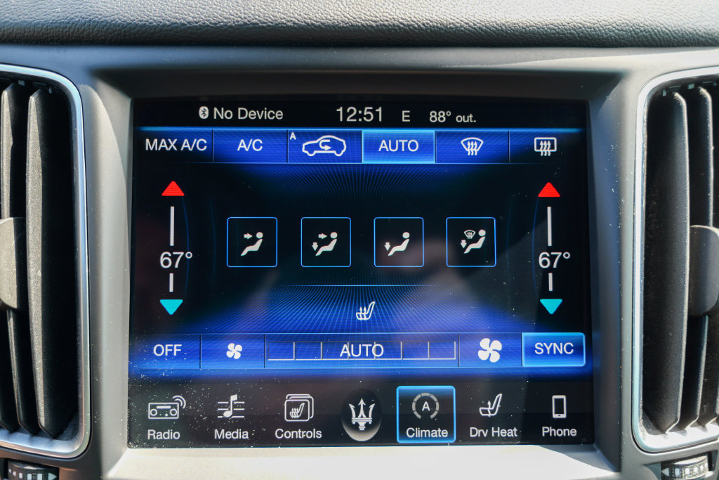 Used 2017 Maserati Levante S AWD/4WD image 62