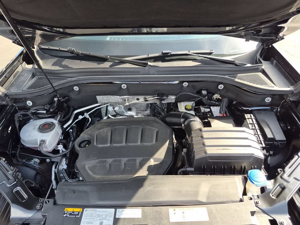 Used 2025 Volkswagen Atlas SE FWD image 36