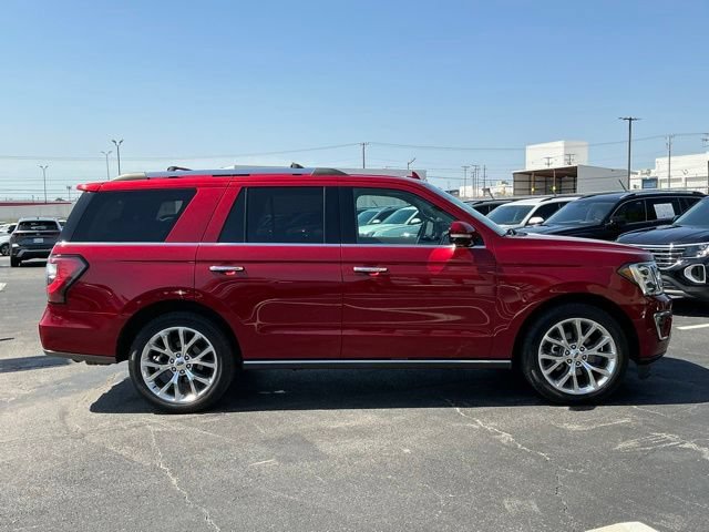 Used 2018 Ford Expedition Limited w/ Equipment Group 302A RWD image 2