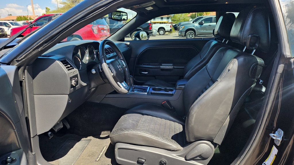 Used 2013 Dodge Challenger R/T Plus RWD image 24