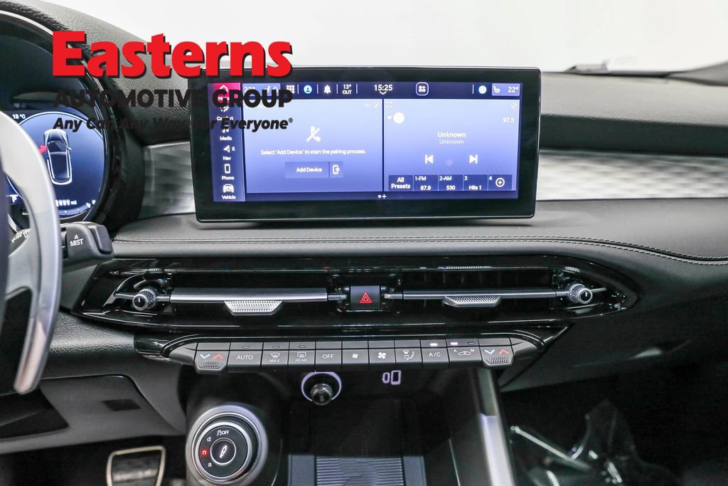 Used 2024 Alfa Romeo Tonale Veloce AWD/4WD image 12