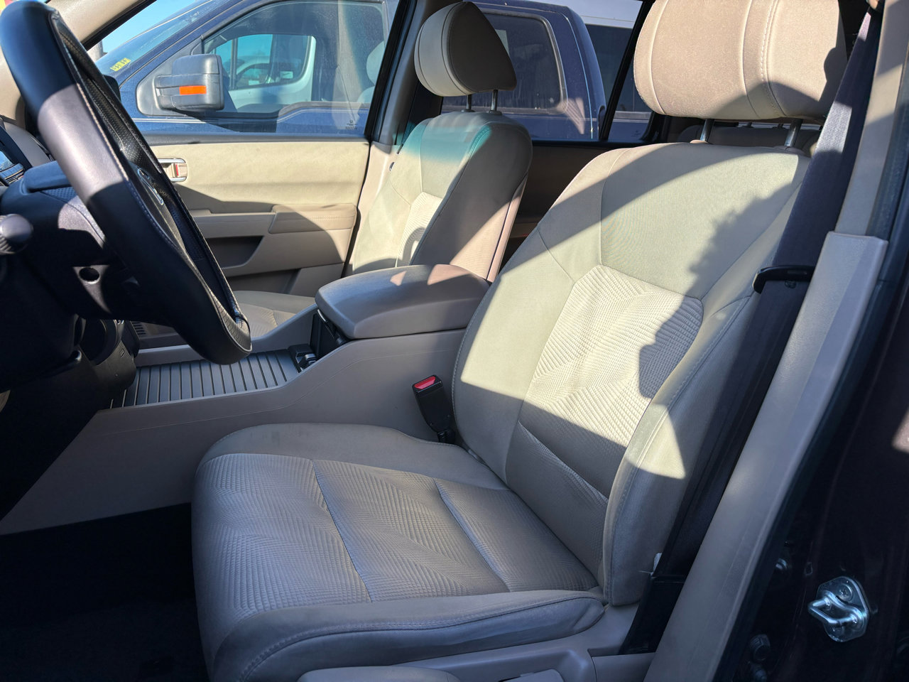 Used 2015 Honda Pilot LX image 29