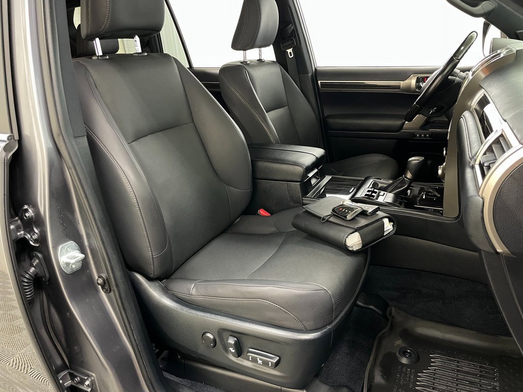 Used 2021 Lexus GX 460 Premium image 44