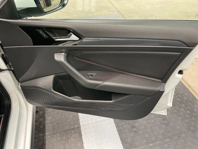 Certified 2021 Volkswagen Jetta GLI FWD image 4