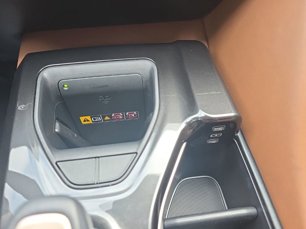 Used 2025 Toyota Crown Signia image 27