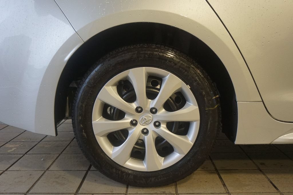 New 2026 Toyota Corolla LE FWD image 30