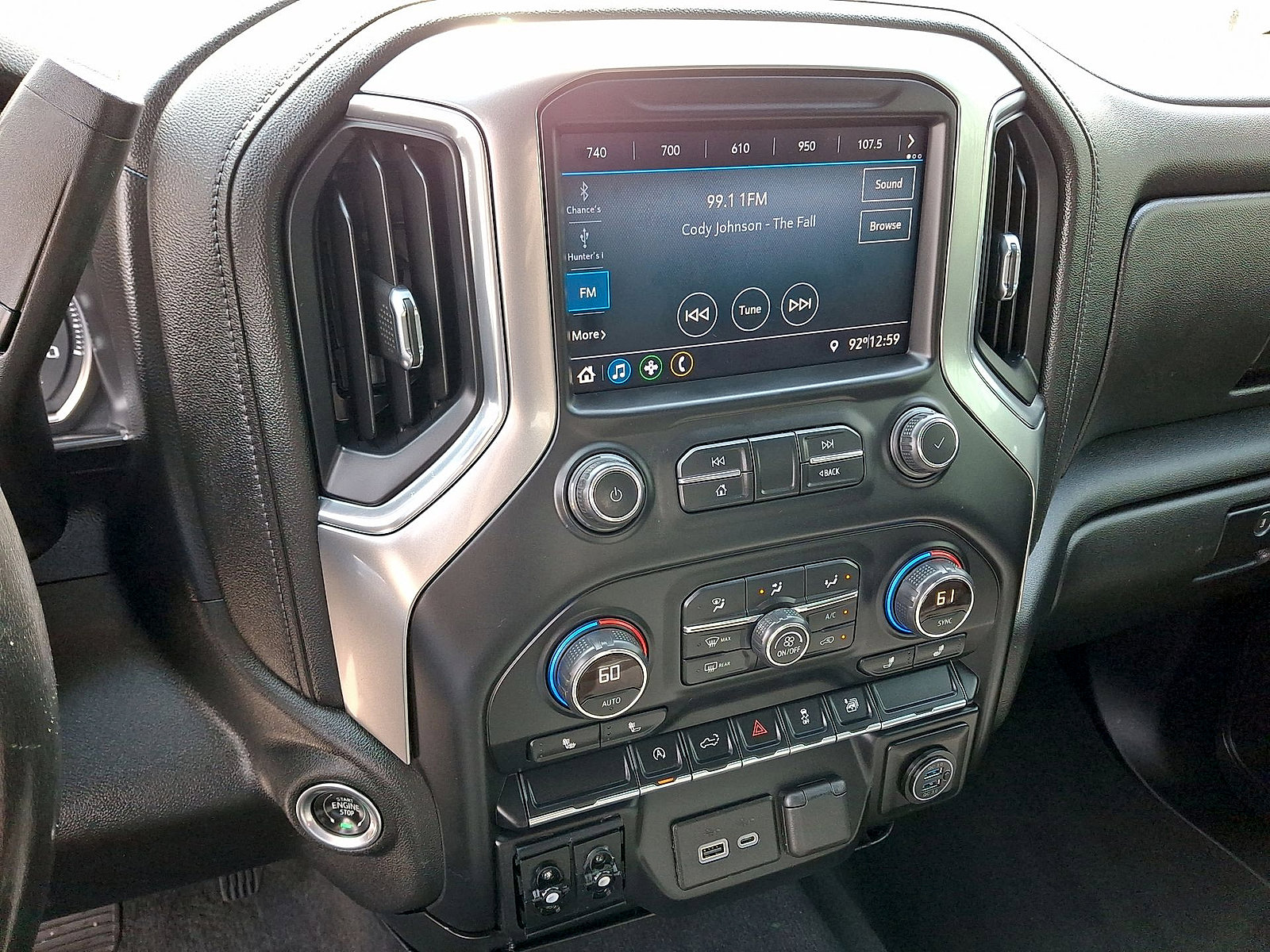 Used 2020 Chevrolet Silverado 1500 LT w/ Texas Edition RWD image 14